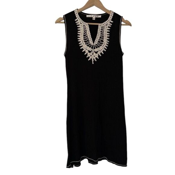 Max Studio Black Embellished Embroidered Neckline Sleeveless Dress Size‎ Small - Picture 3 of 7